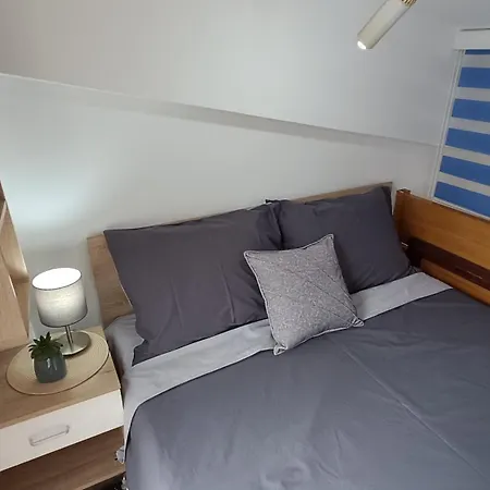 Nitro 1 Premium Cozy - Wine Tasting - Souvenir - Art Gallery - Private Guided Tours - Relaxing - Romantic דירה