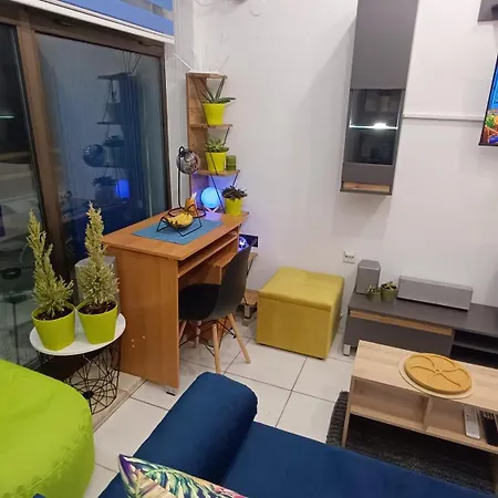 דירה Nitro 1 Premium Cozy - Wine Tasting - Souvenir - Art Gallery - Private Guided Tours - Relaxing - Romantic סקופיה