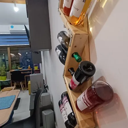דירה Nitro 1 Premium Cozy - Wine Tasting - Souvenir - Art Gallery - Private Guided Tours - Relaxing - Romantic *