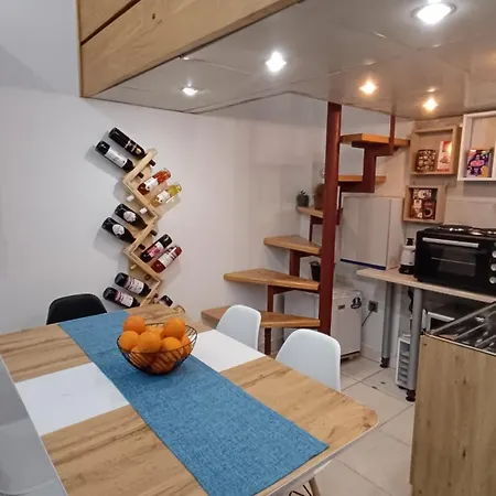 Apartment Nitro - Premium - Wine Tasting - Souvenir - Art Gallery - Private Guided Tours - Relaxing - Romantic *