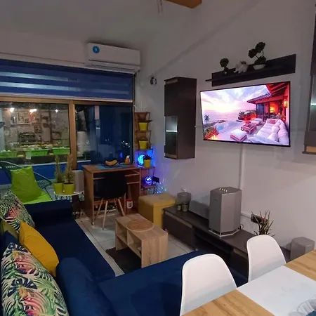 דירה Nitro 1 Premium Cozy - Wine Tasting - Souvenir - Art Gallery - Private Guided Tours - Relaxing - Romantic