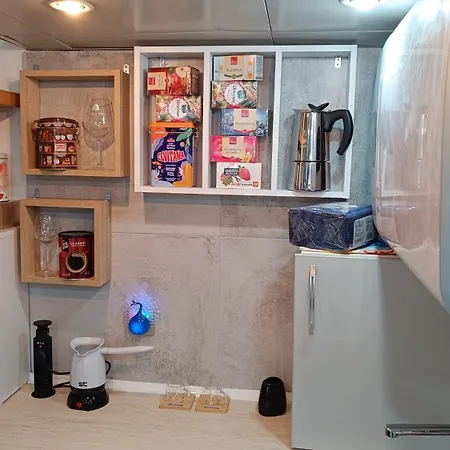 דירה Nitro 1 Premium Cozy - Wine Tasting - Souvenir - Art Gallery - Private Guided Tours - Relaxing - Romantic *