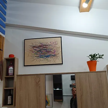 דירה Nitro 1 Premium Cozy - Wine Tasting - Souvenir - Art Gallery - Private Guided Tours - Relaxing - Romantic סקופיה