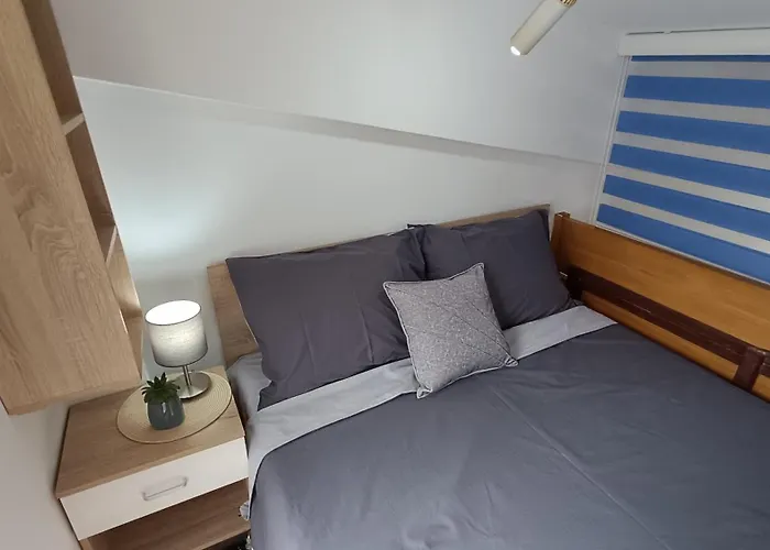 Nitro 1 Premium Cozy - Wine Tasting - Souvenir - Art Gallery - Private Guided Tours - Relaxing - Romantic Appartement