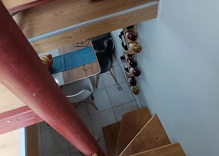 Nitro 1 Premium Cozy - Wine Tasting - Souvenir - Art Gallery - Private Guided Tours - Relaxing - Romantic