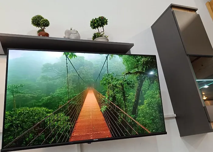 Appartement Nitro 1 Premium Cozy - Wine Tasting - Souvenir - Art Gallery - Private Guided Tours - Relaxing - Romantic Skopje