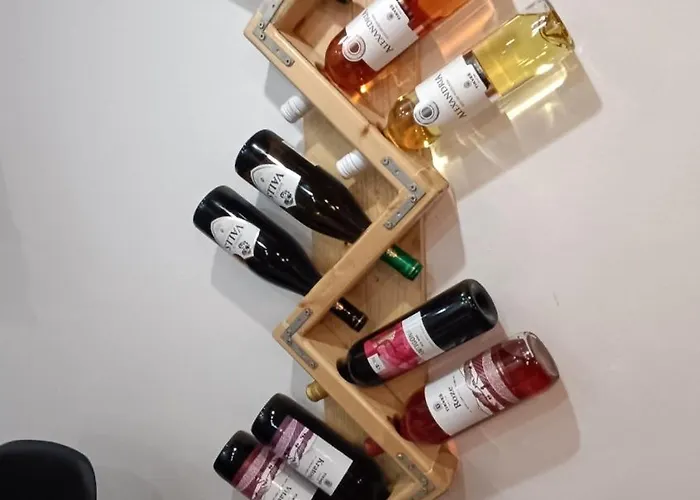 Nitro 1 Premium Cozy - Wine Tasting - Souvenir - Art Gallery - Private Guided Tours - Relaxing - Romantic *