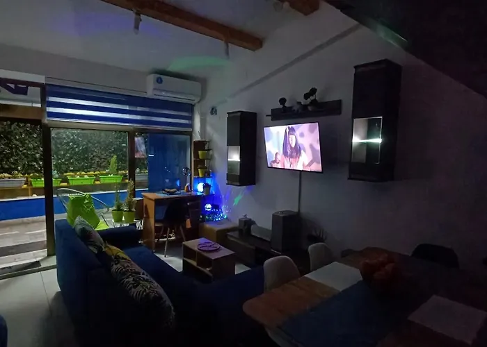 Nitro 1 Premium Cozy - Wine Tasting - Souvenir - Art Gallery - Private Guided Tours - Relaxing - Romantic