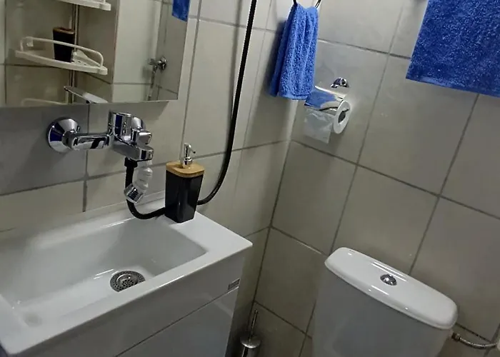 Nitro 1 Premium Cozy - Wine Tasting - Souvenir - Art Gallery - Private Guided Tours - Relaxing - Romantic