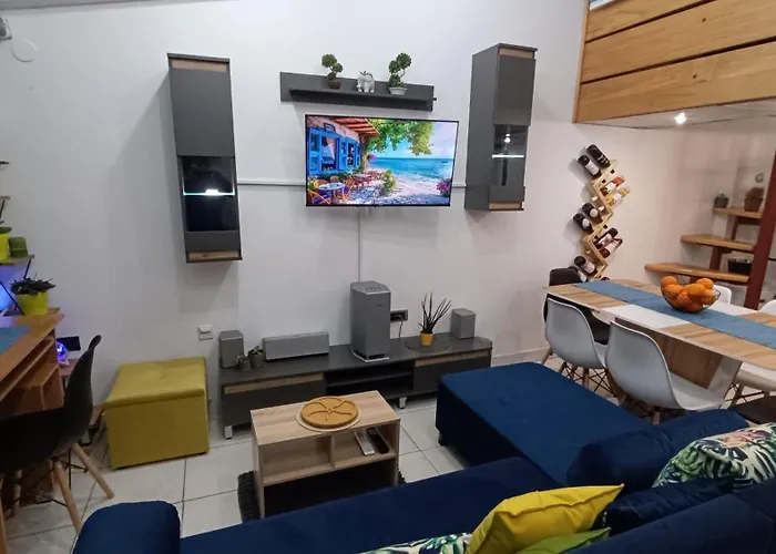 Apartment Nitro 1 Premium Cozy - Wine Tasting - Souvenir - Art Gallery - Private Guided Tours - Relaxing - Romantic Skopje