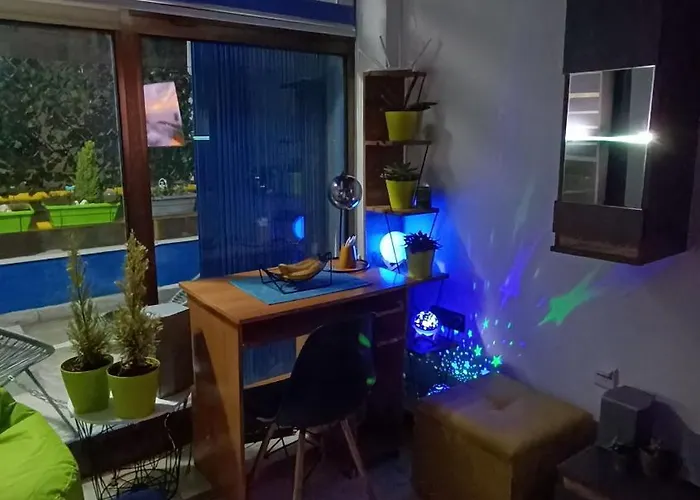 Nitro 1 Premium Cozy - Wine Tasting - Souvenir - Art Gallery - Private Guided Tours - Relaxing - Romantic * Skopje