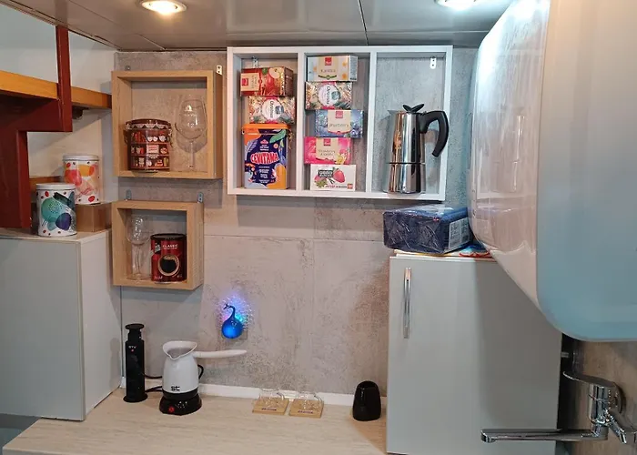 Apartment Nitro 1 Premium Cozy - Wine Tasting - Souvenir - Art Gallery - Private Guided Tours - Relaxing - Romantic *