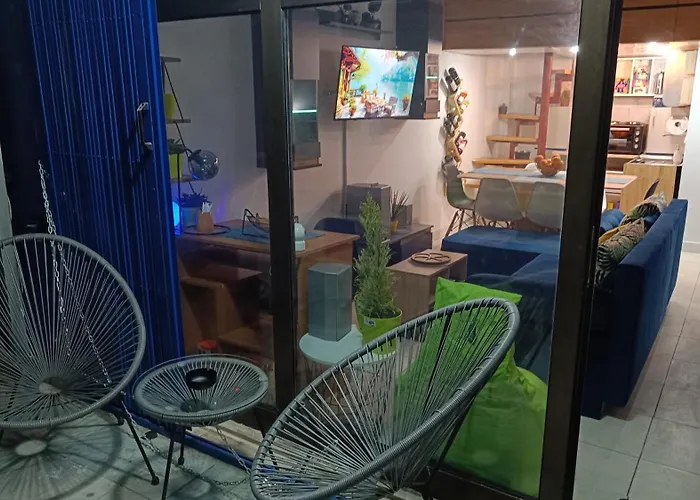 Nitro 1 Premium Cozy - Wine Tasting - Souvenir - Art Gallery - Private Guided Tours - Relaxing - Romantic Apartment Skopje