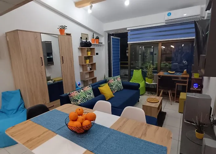 Nitro 1 Premium Cozy - Wine Tasting - Souvenir - Art Gallery - Private Guided Tours - Relaxing - Romantic Skopje