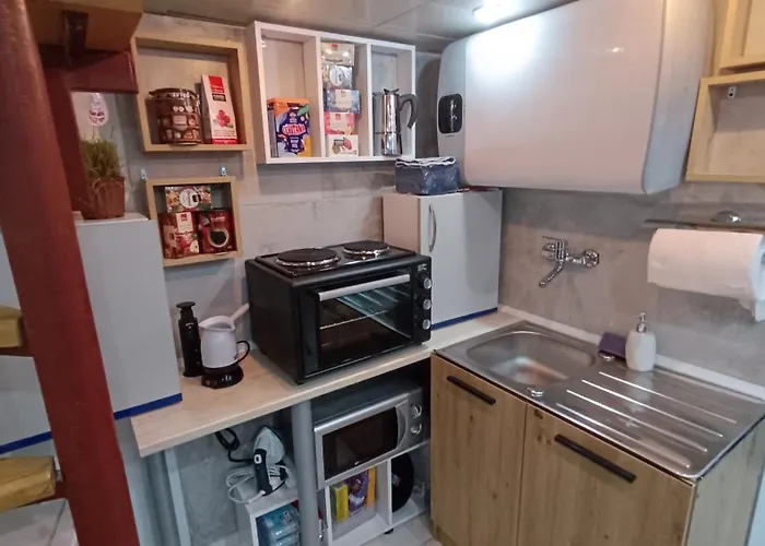 Apartment Nitro 1 Premium Cozy - Wine Tasting - Souvenir - Art Gallery - Private Guided Tours - Relaxing - Romantic Skopje